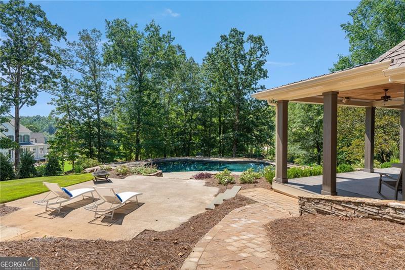 Malone's Pond - Residential