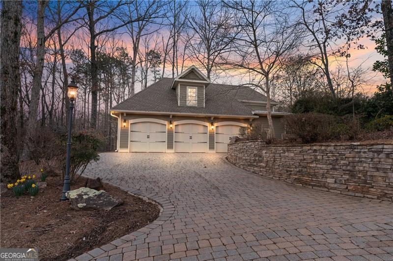 Malone's Pond - Residential