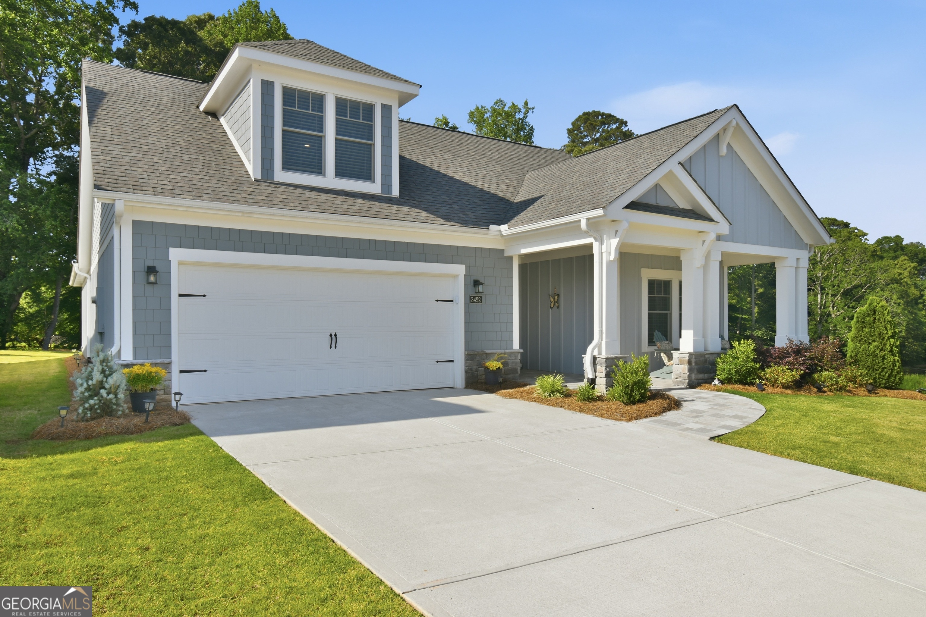 3492 Fishpond CIR