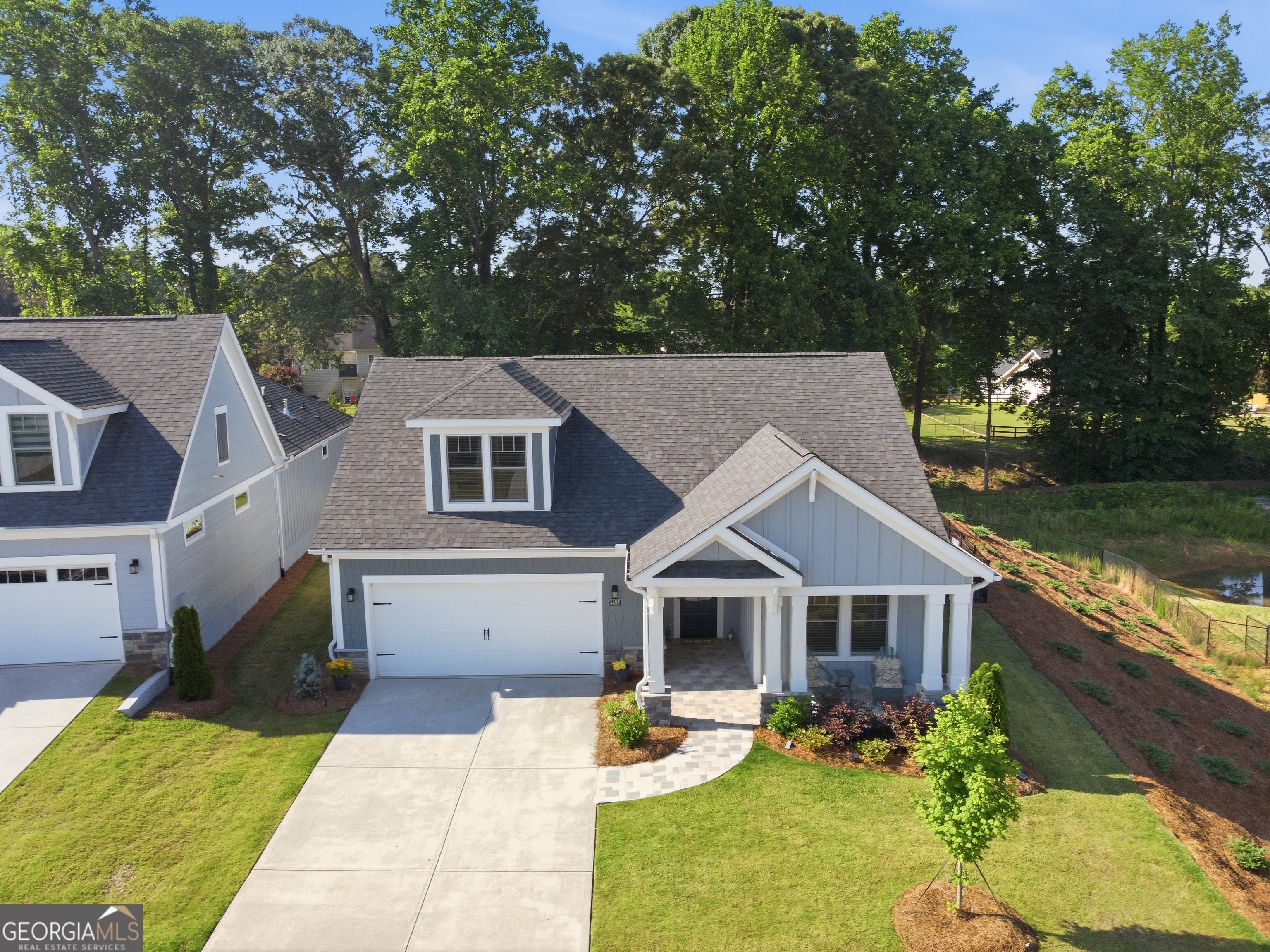 3492 Fishpond CIR