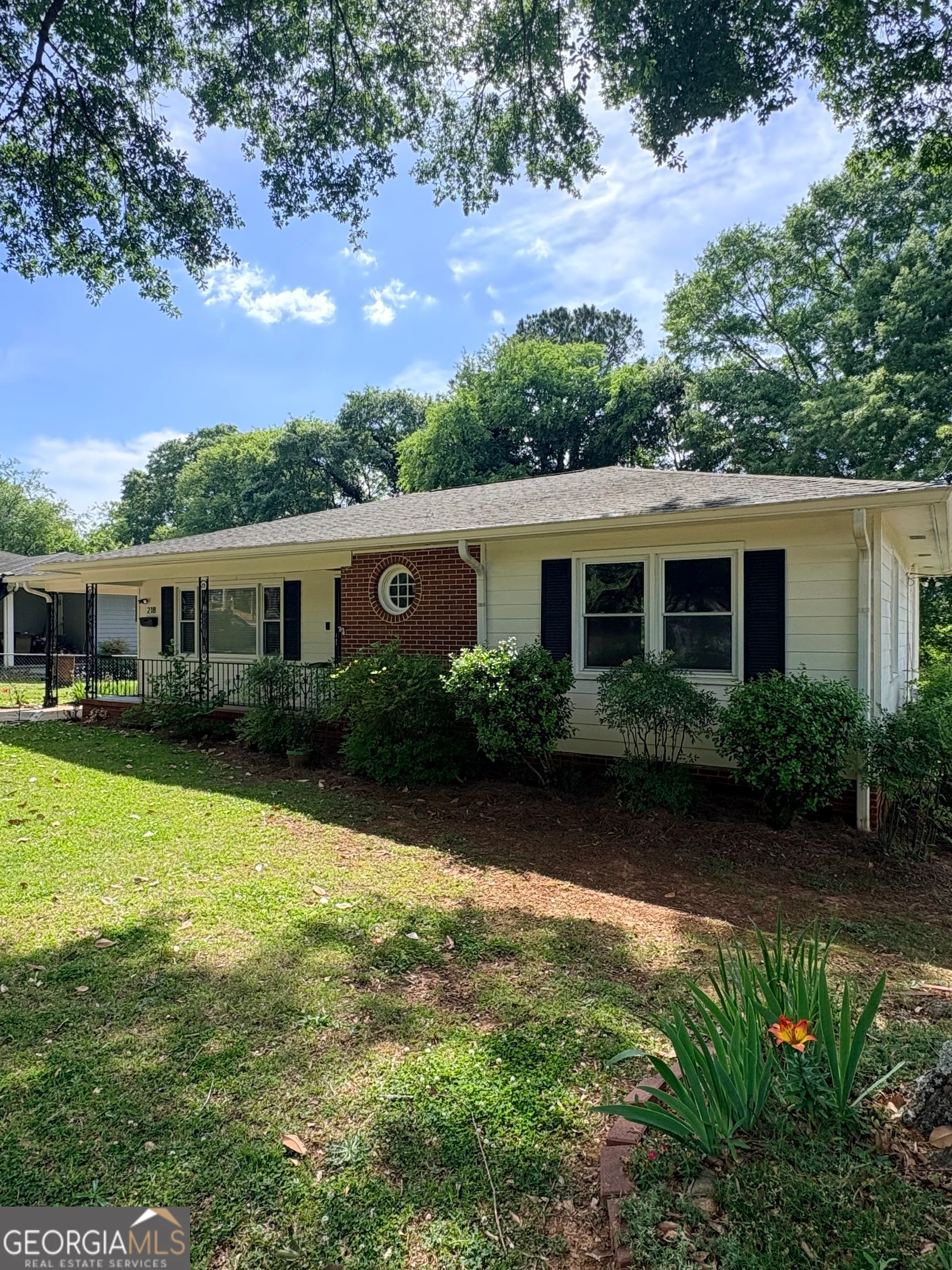 218 Flora Avenue SE