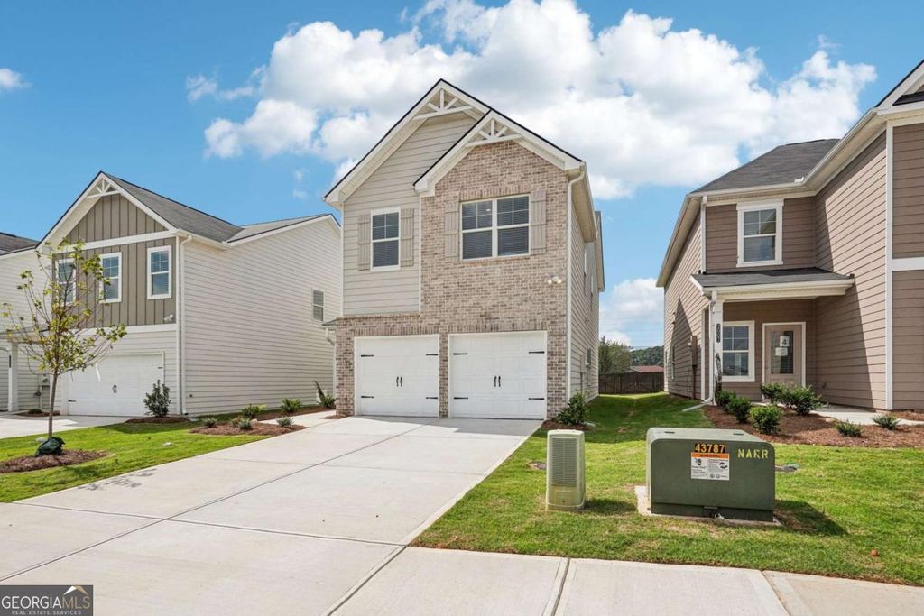 Photo of 3018 Viewpark Circle, Conyers, GA 30013 (MLS # 10704232)