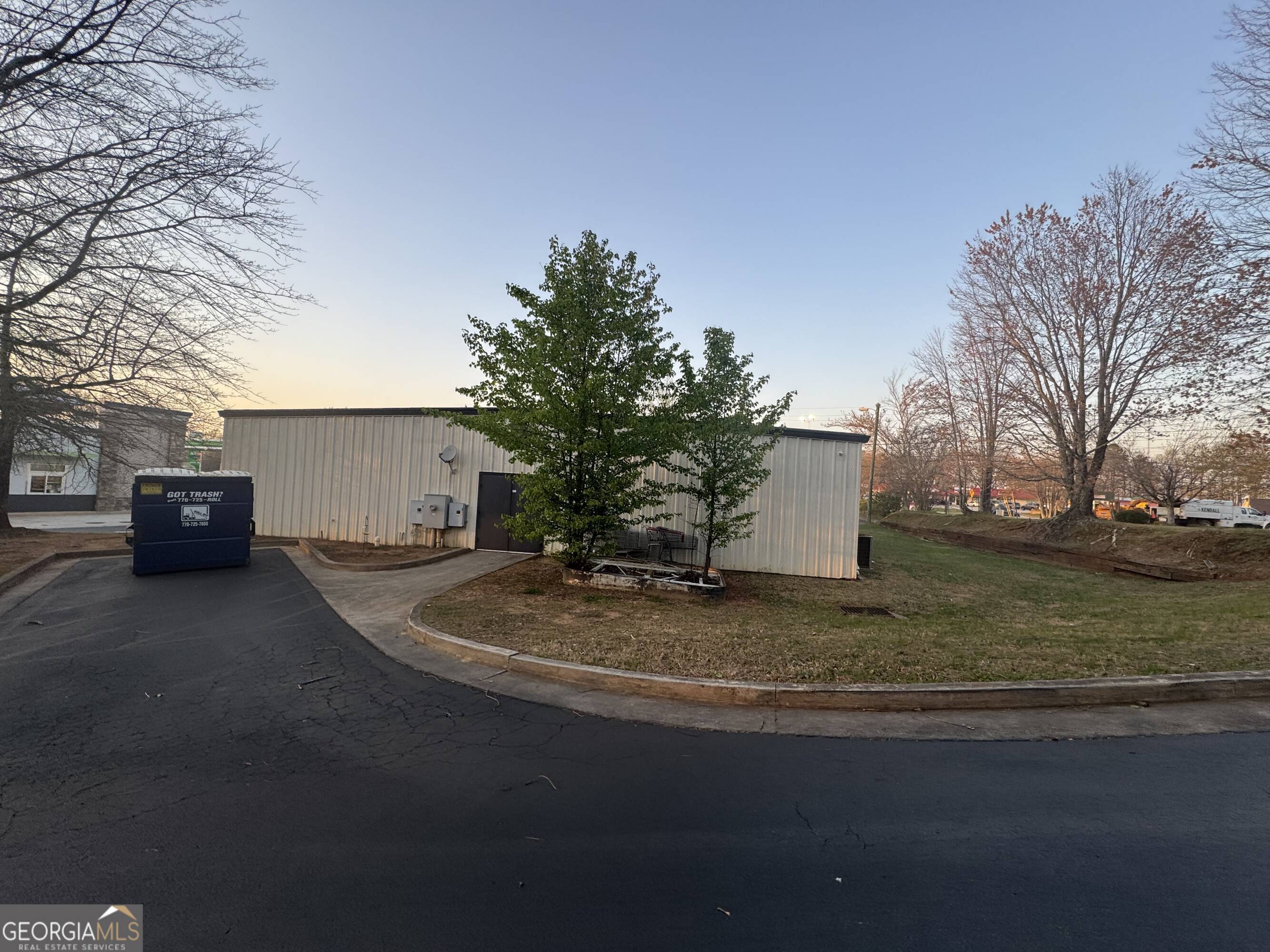 2318 Old Cornelia HWY