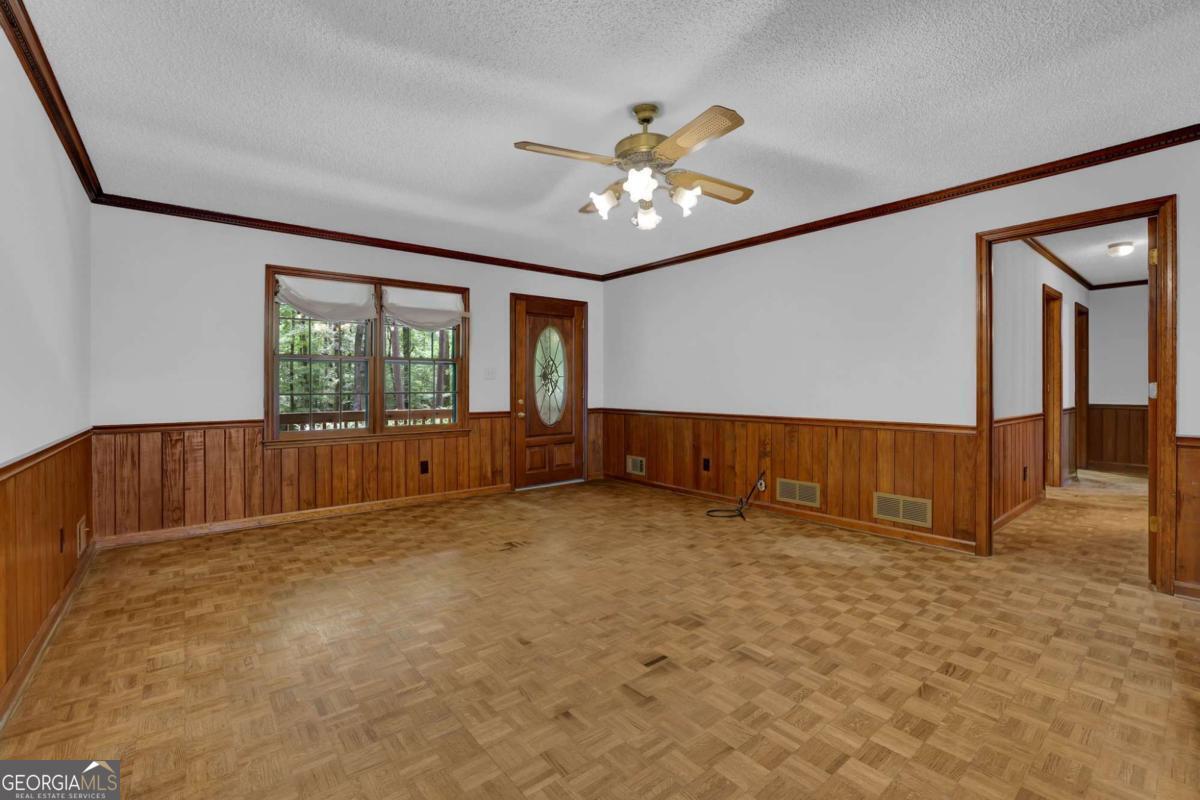 6896 Heardsville RD