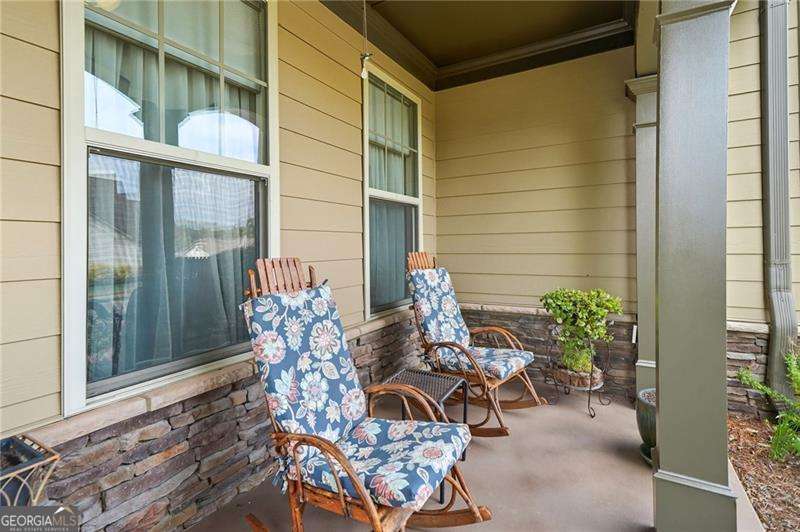 633 Hemlock TRL