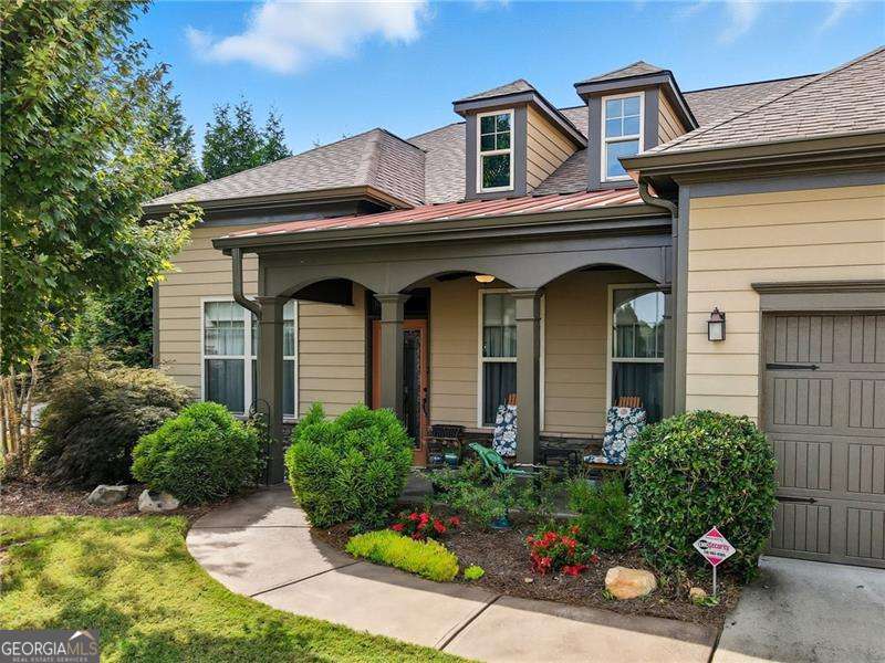 633 Hemlock TRL