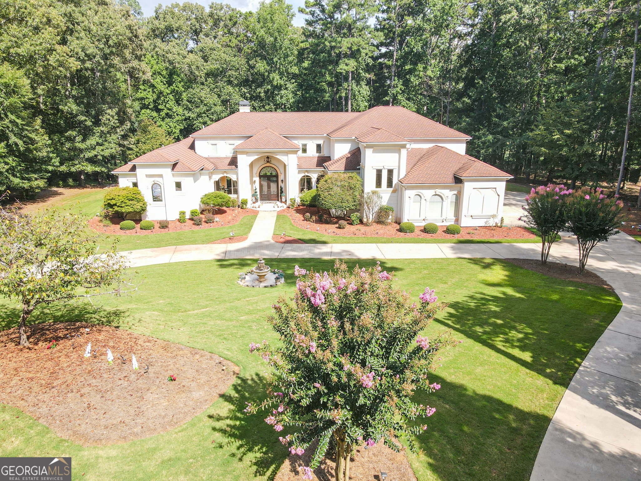1240 Lake DR
