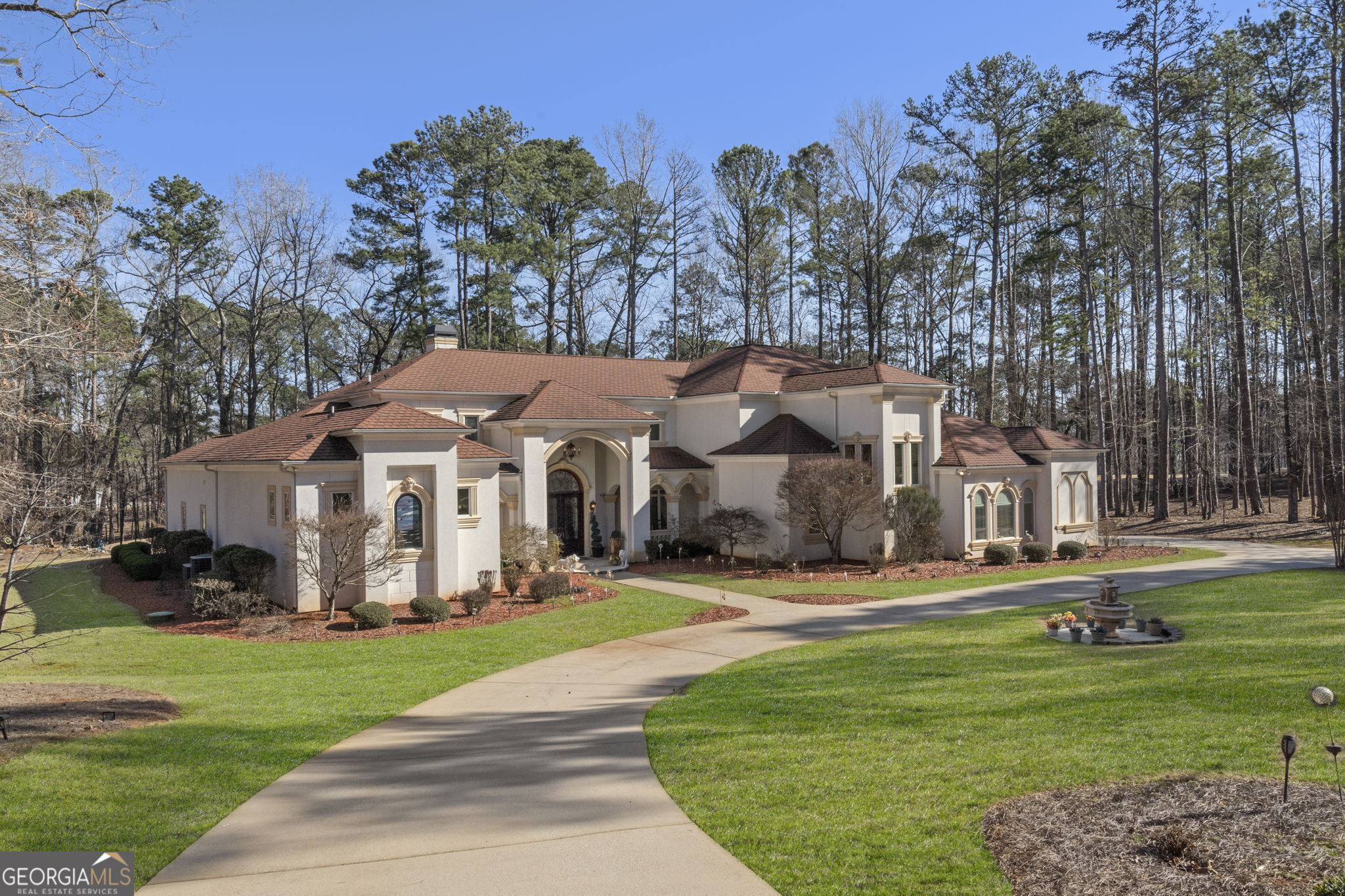 1240 Lake DR