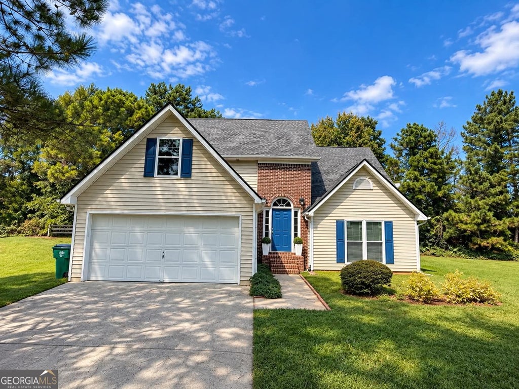Photo of 1831 Green Oak Circle, Lawrenceville, GA 30043 (MLS # 10853761)