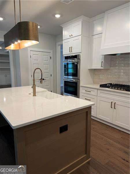 2958 Graham Gardens LN