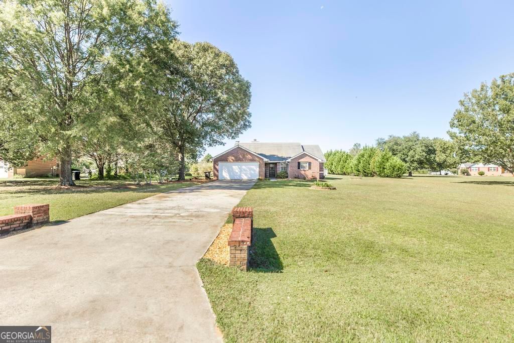 Photo of 127 Erin Court, Byron, GA 31008 (MLS # 10624628)