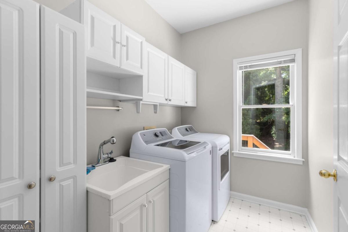 Oxford Lakes - Residential