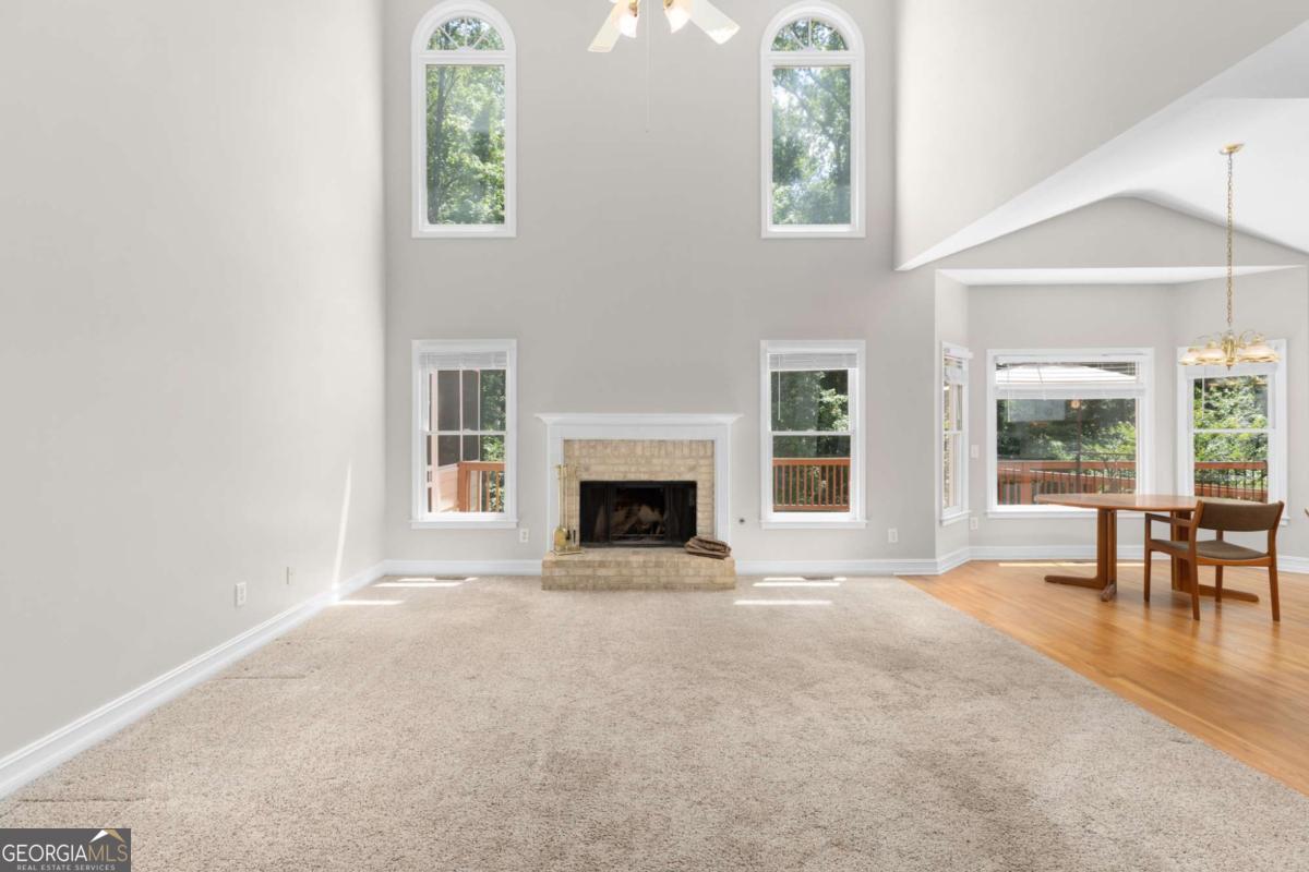 Oxford Lakes - Residential