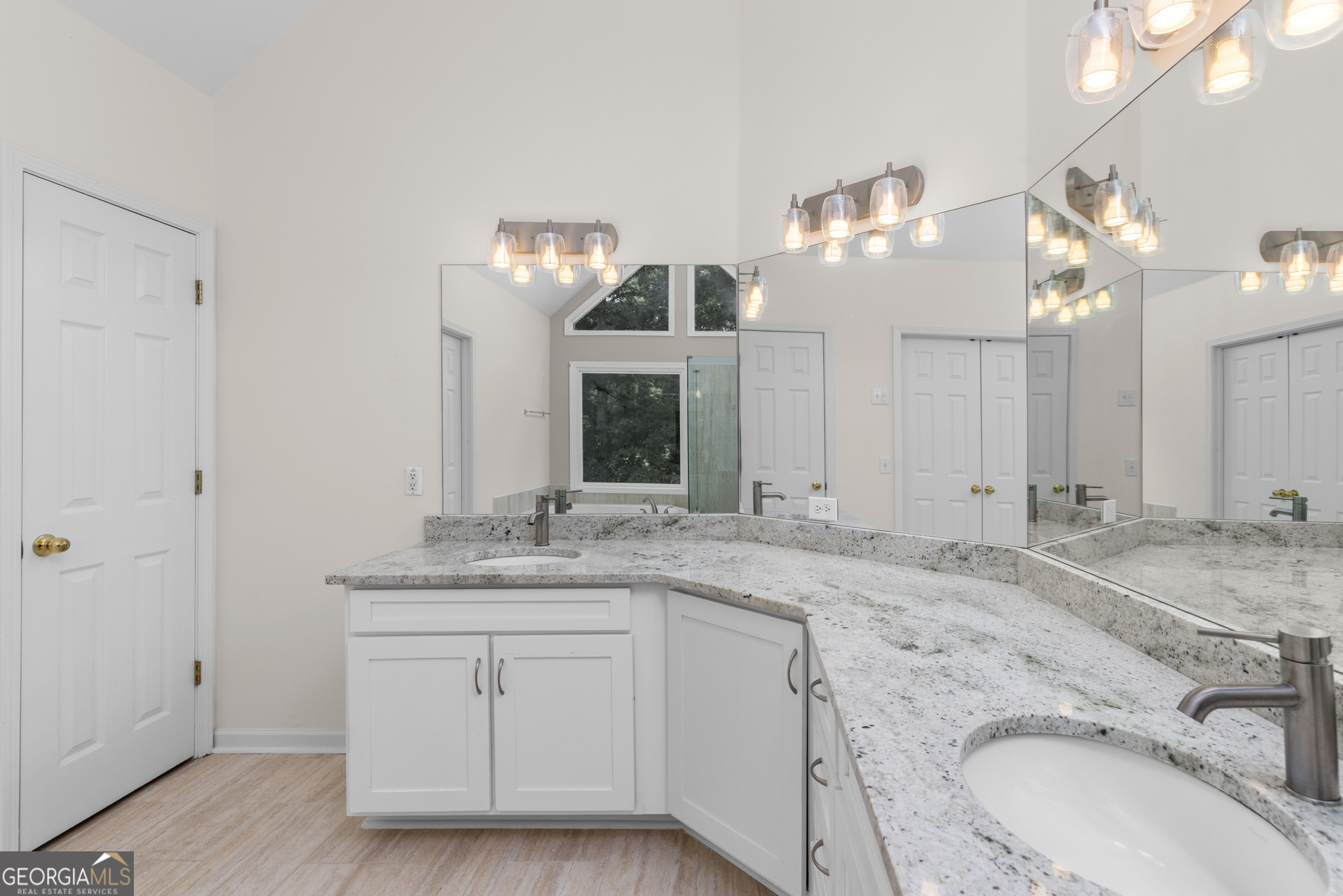 Oxford Lakes - Residential