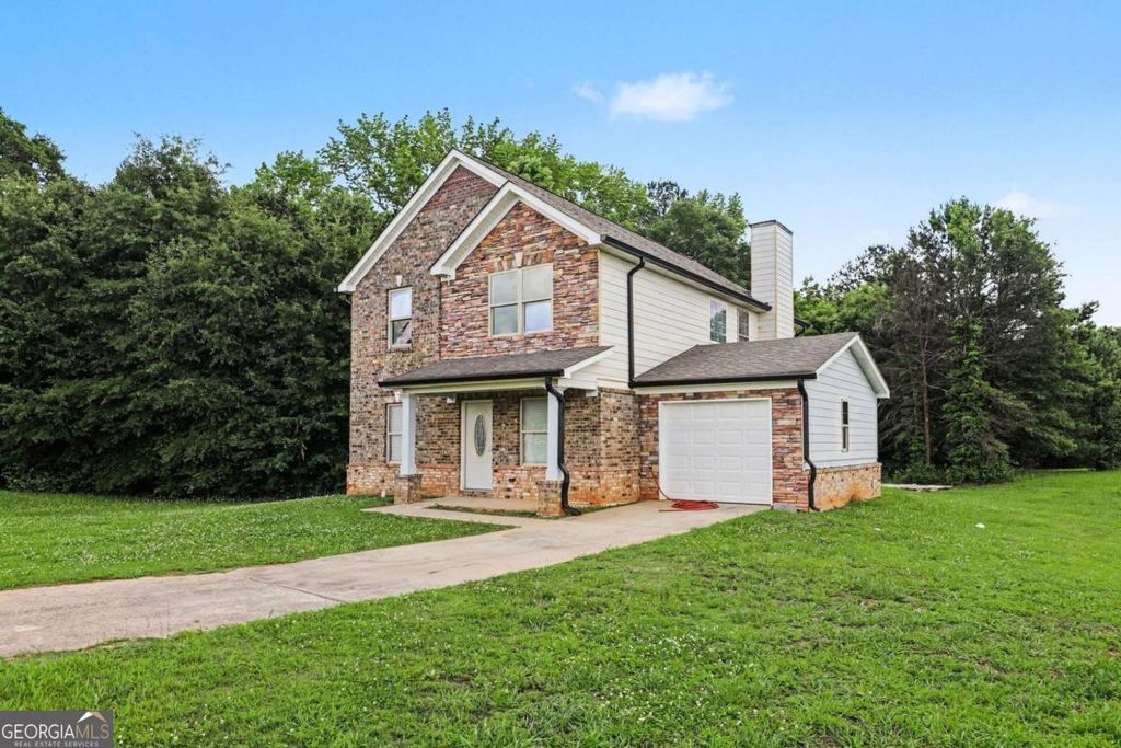 Photo of 226 Woodwind Way, Jonesboro, GA 30238 (MLS # 10786186)