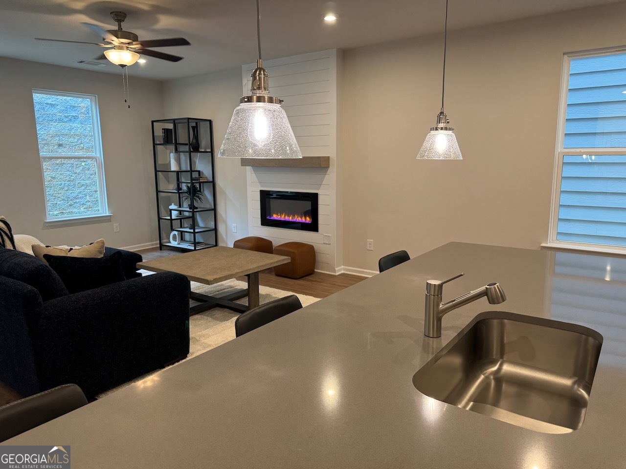 702 Smokey Quartz WAY