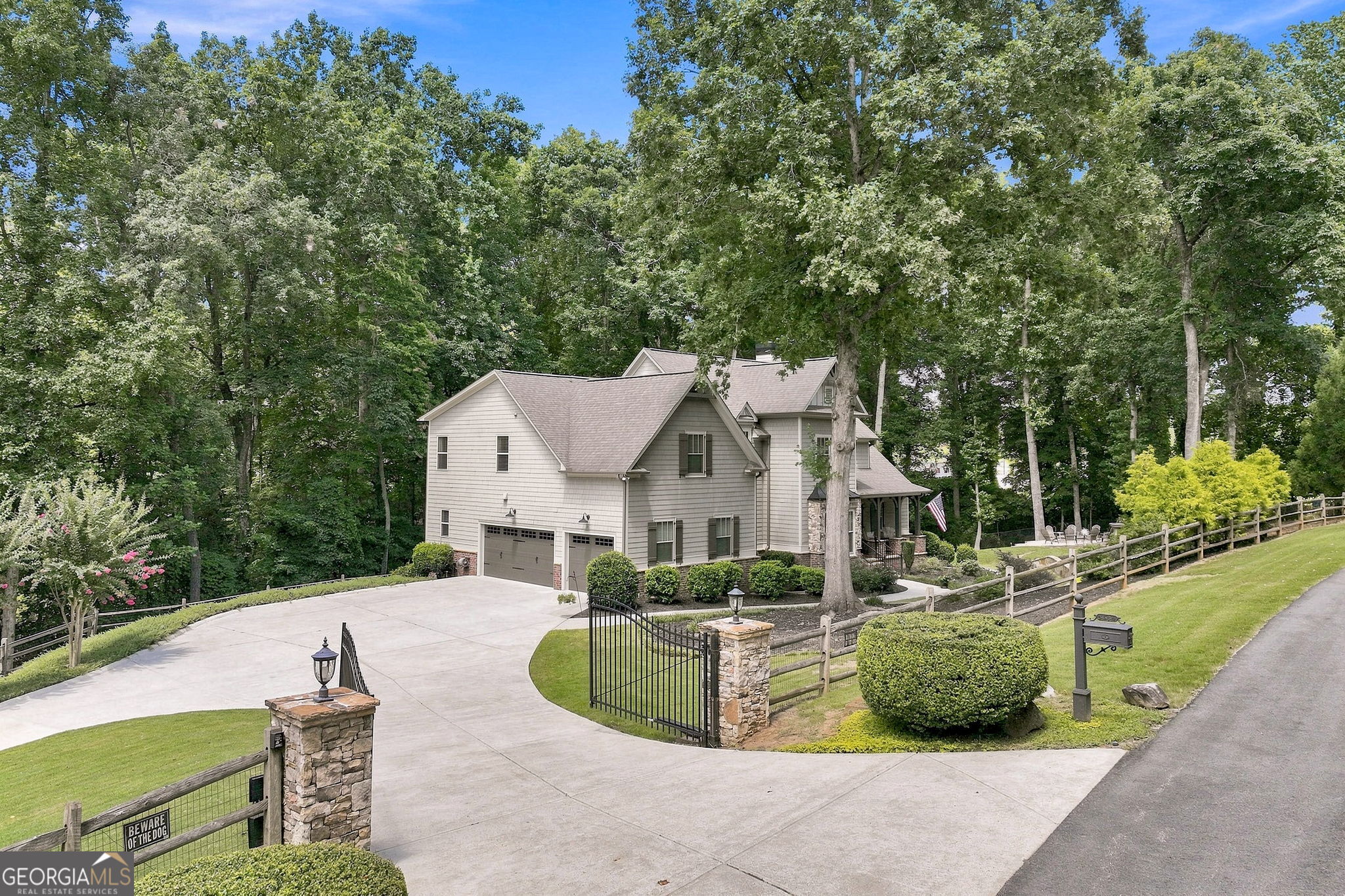 5686 Old Wilkie RD