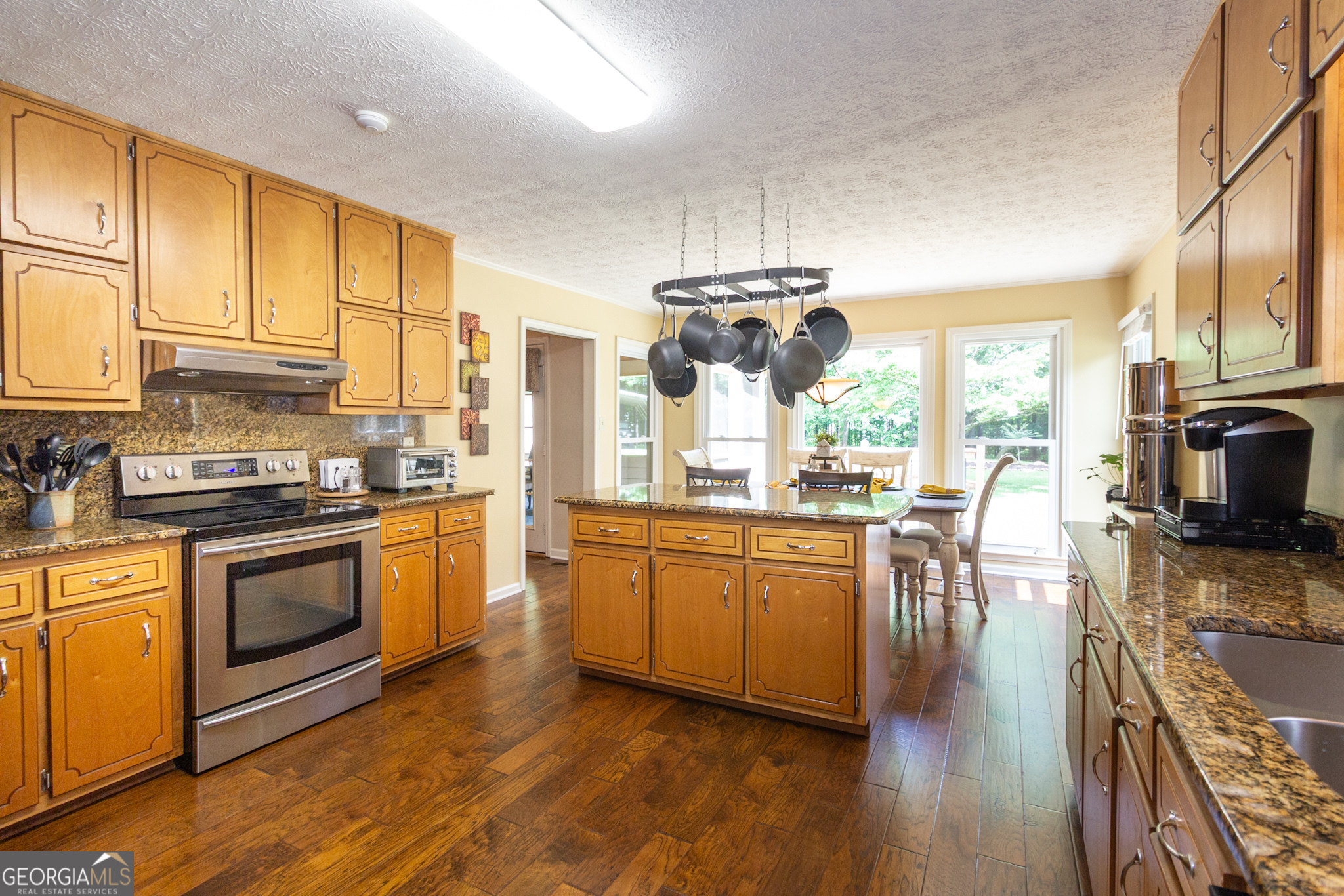 Fayetteville, Georgia 30215, United States, 3 Bedrooms Bedrooms, ,2 BathroomsBathrooms,Residential,Active,151302