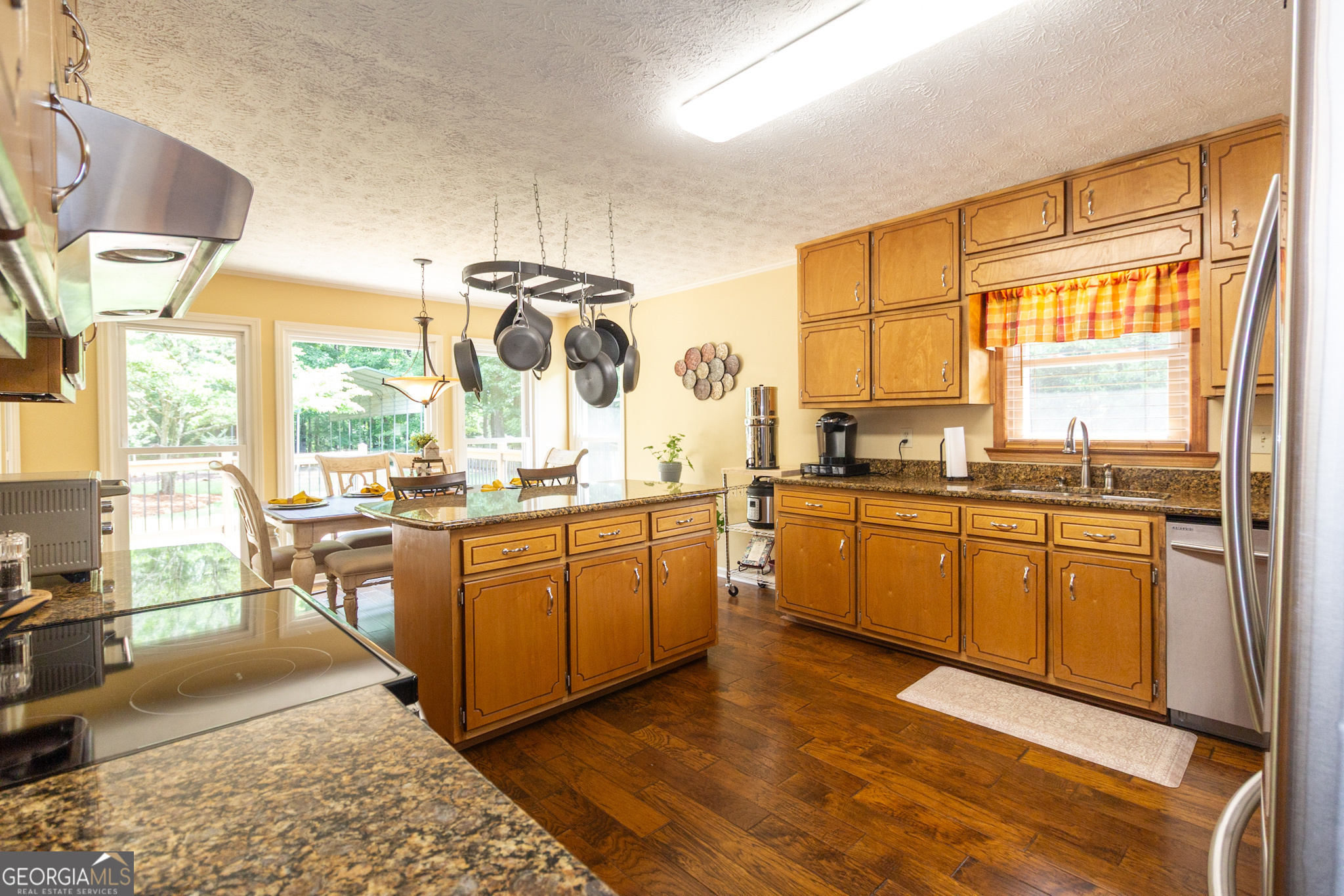 Fayetteville, Georgia 30215, United States, 3 Bedrooms Bedrooms, ,2 BathroomsBathrooms,Residential,Active,151302