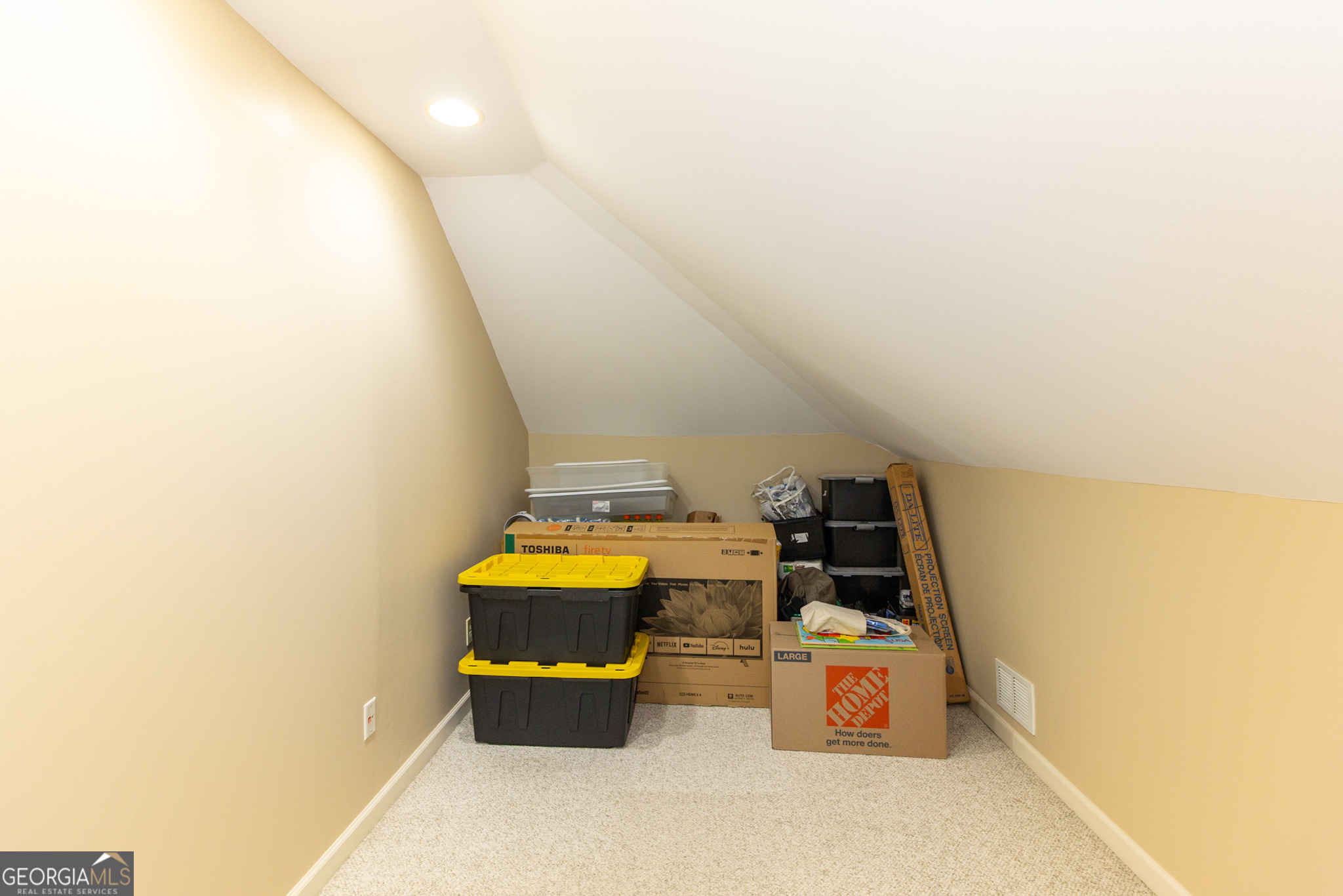 Fayetteville, Georgia 30215, United States, 3 Bedrooms Bedrooms, ,2 BathroomsBathrooms,Residential,Active,151302