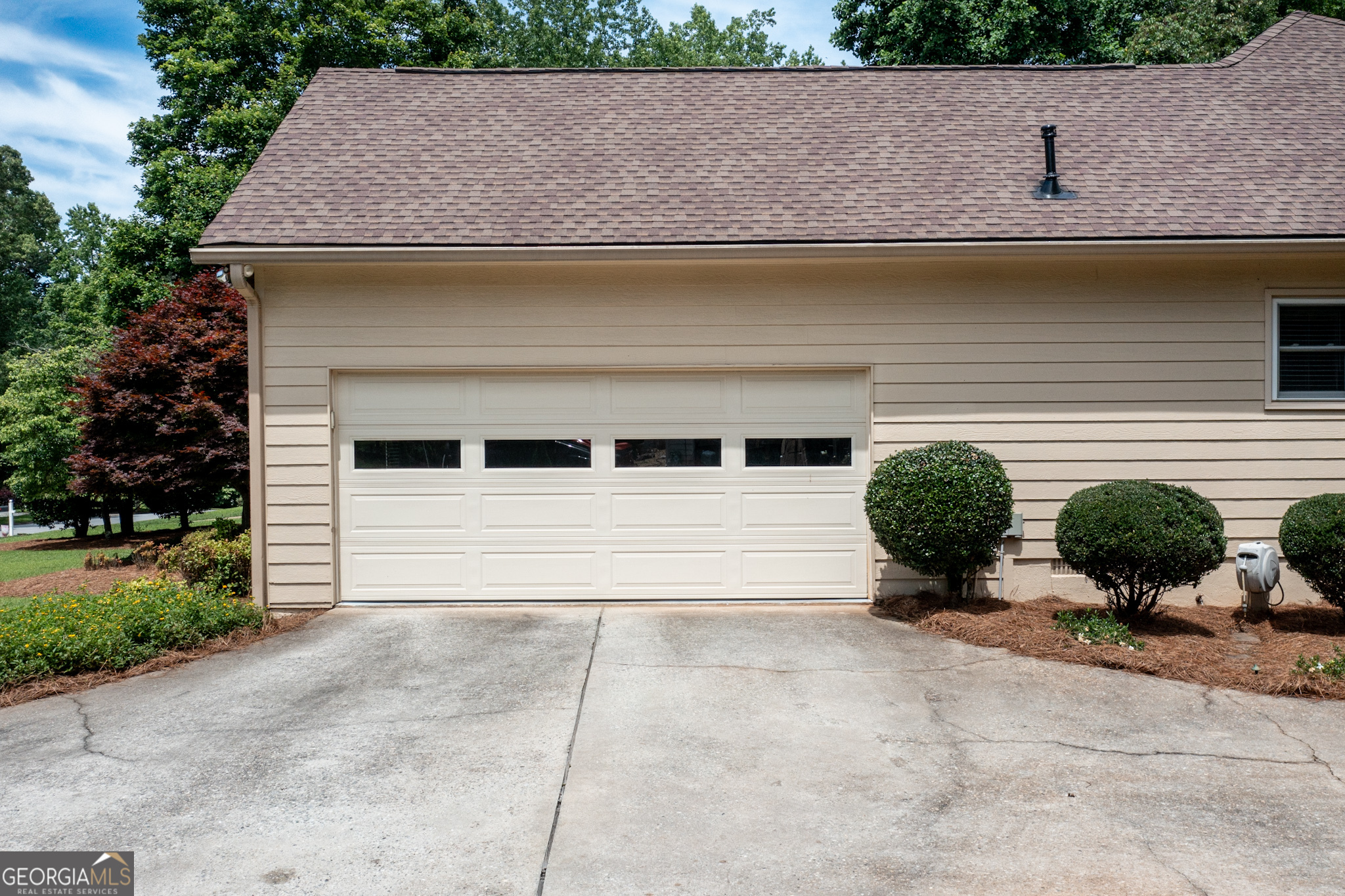 Fayetteville, Georgia 30215, United States, 3 Bedrooms Bedrooms, ,2 BathroomsBathrooms,Residential,Active,151302