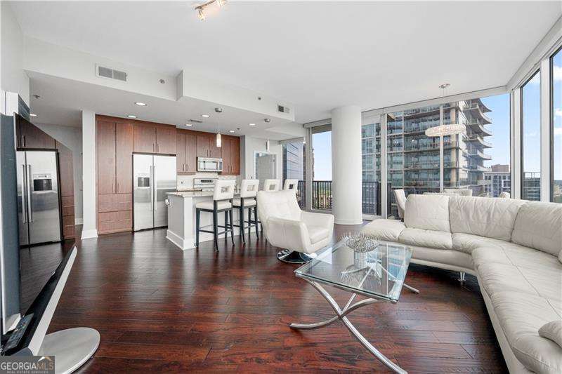 1080 Peachtree ST NE 2710
