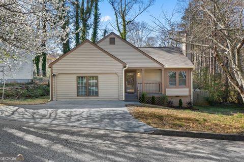 649 Woodcrest Manor Drive, Stone Mountain, GA 30083 - MLS#: 10479186