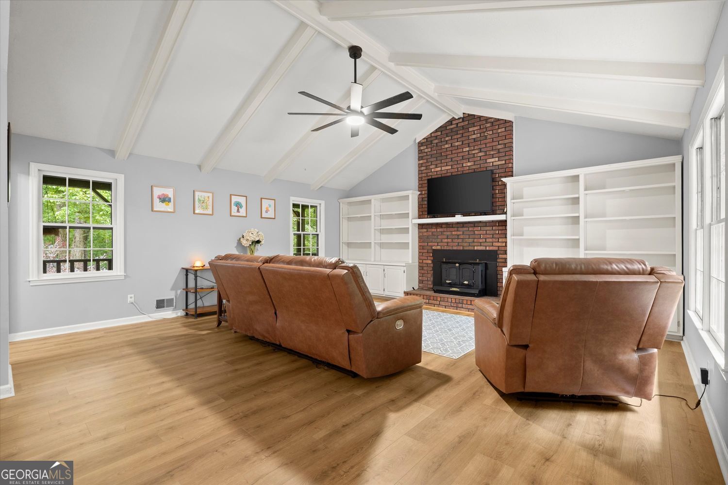 4052 Oak Harbour CIR