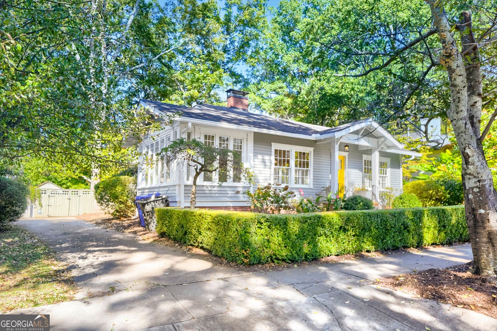 Photo of 534 Ponce De Leon Place, Decatur, GA 30030 (MLS # 10878722)