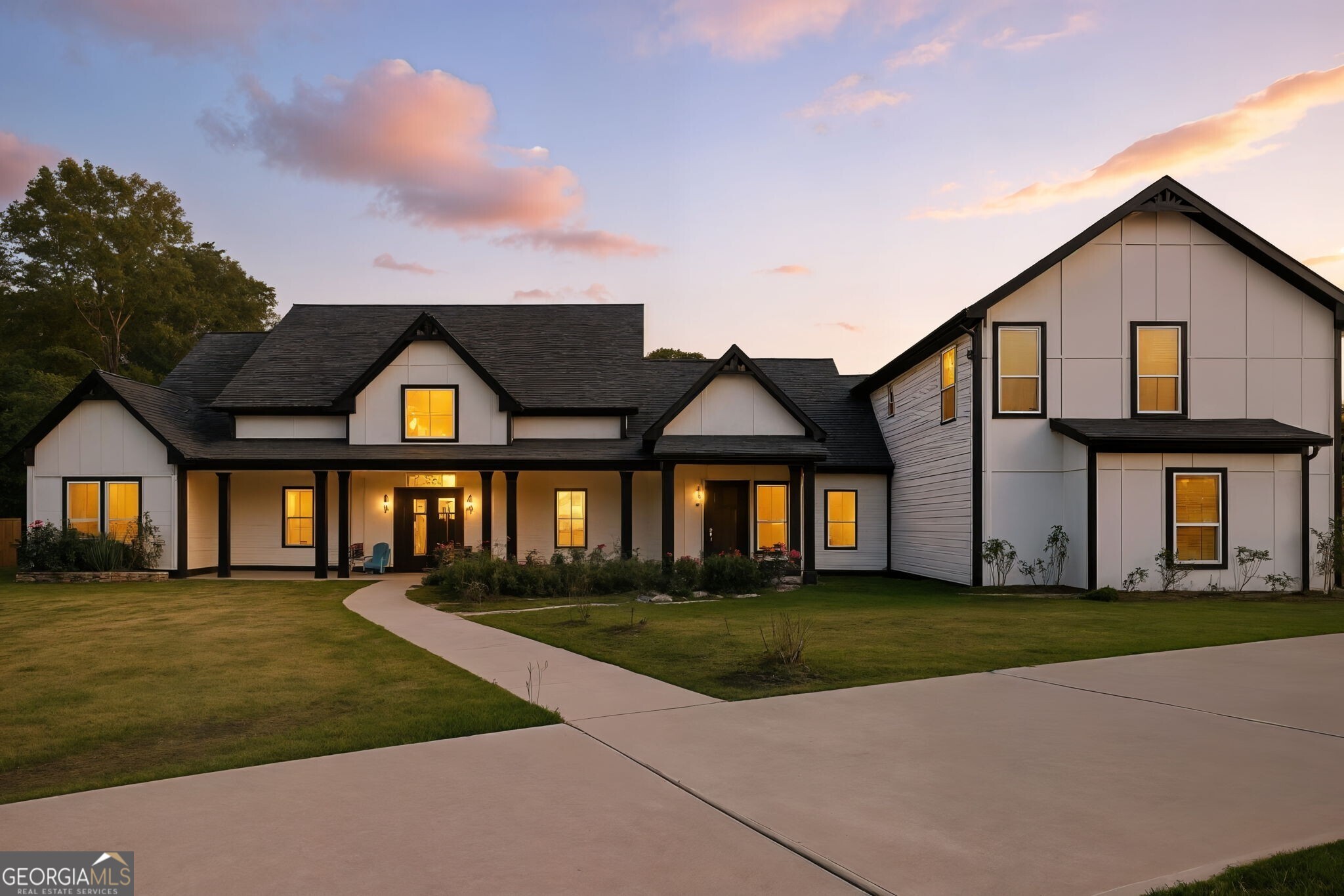 3449 Richardson RD