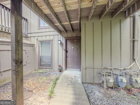 2610 Cumberland CT Smyrna GA 30080