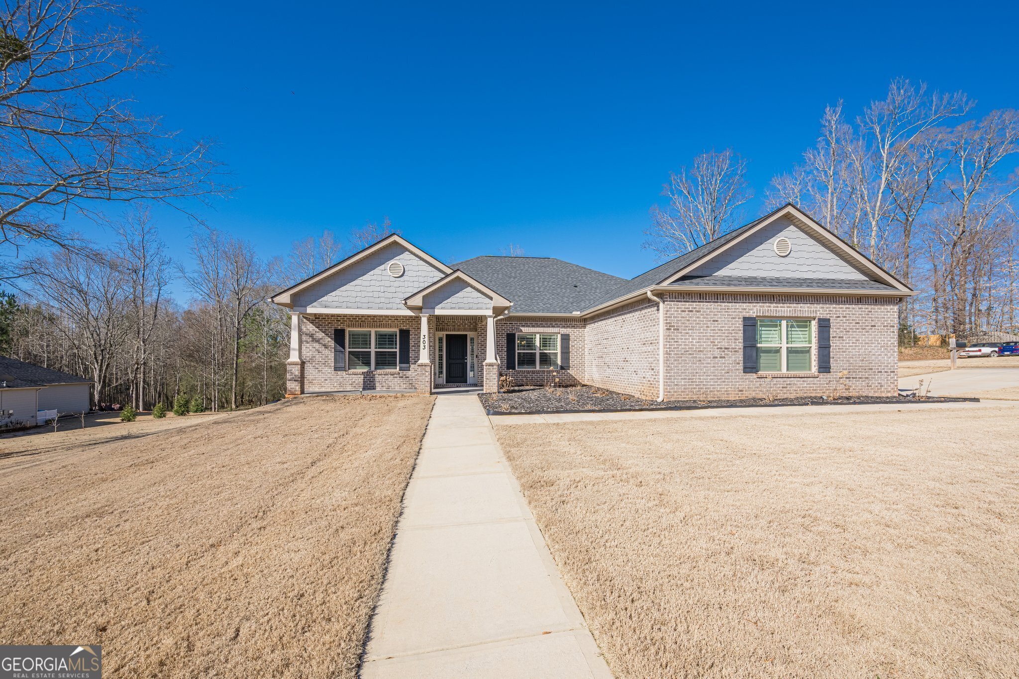 303 River Mansion DR