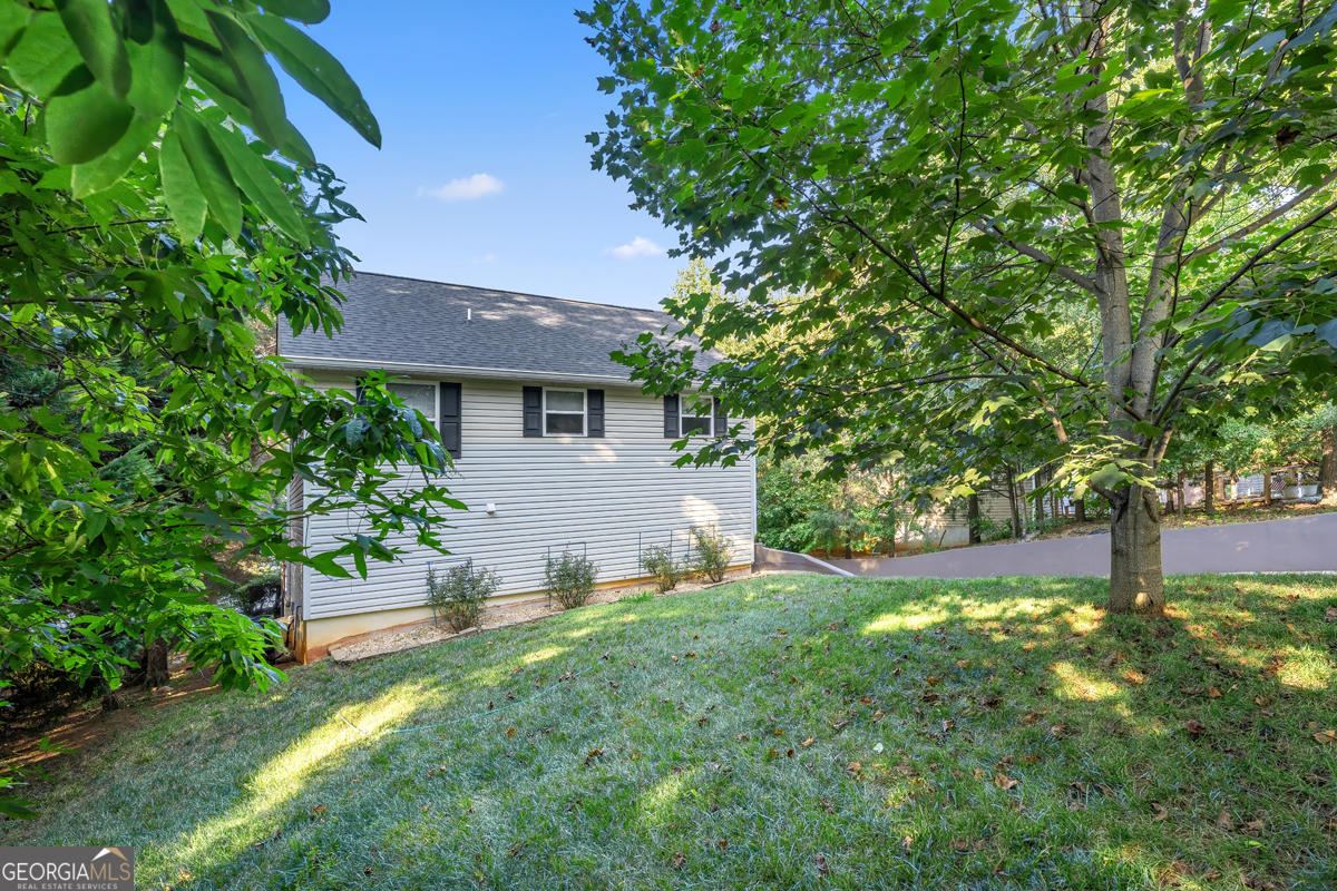 122 Hodges LN