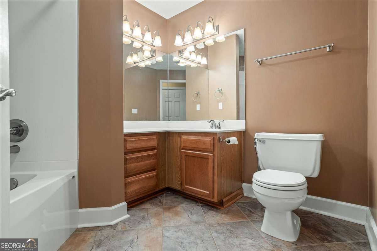 Camden Pond - Residential