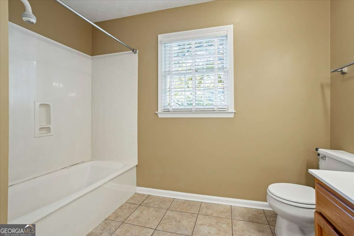 Camden Pond - Residential