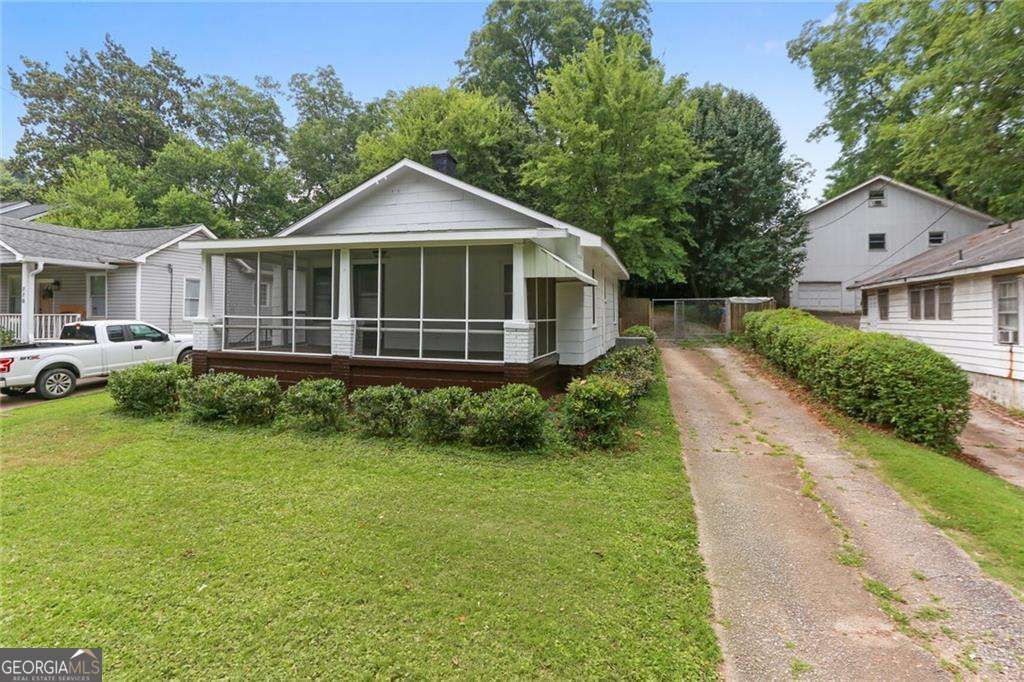 Photo of 776 Bellemeade Avenue, Atlanta, GA 30318 (MLS # 10691146)