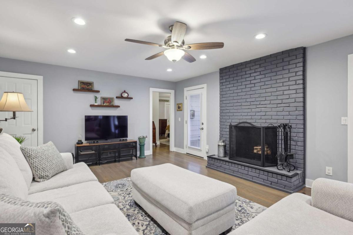 Alpharetta Estates - Residential