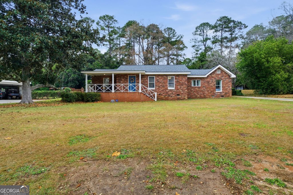 Photo of 518 Ridgeland Drive, Sandersville, GA 31082 (MLS # 10655415)
