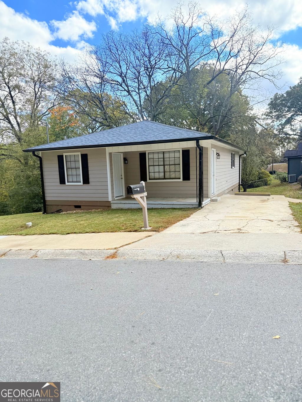 Photo of 554 Fort St, Marietta, GA 30060 (MLS # 10678688)