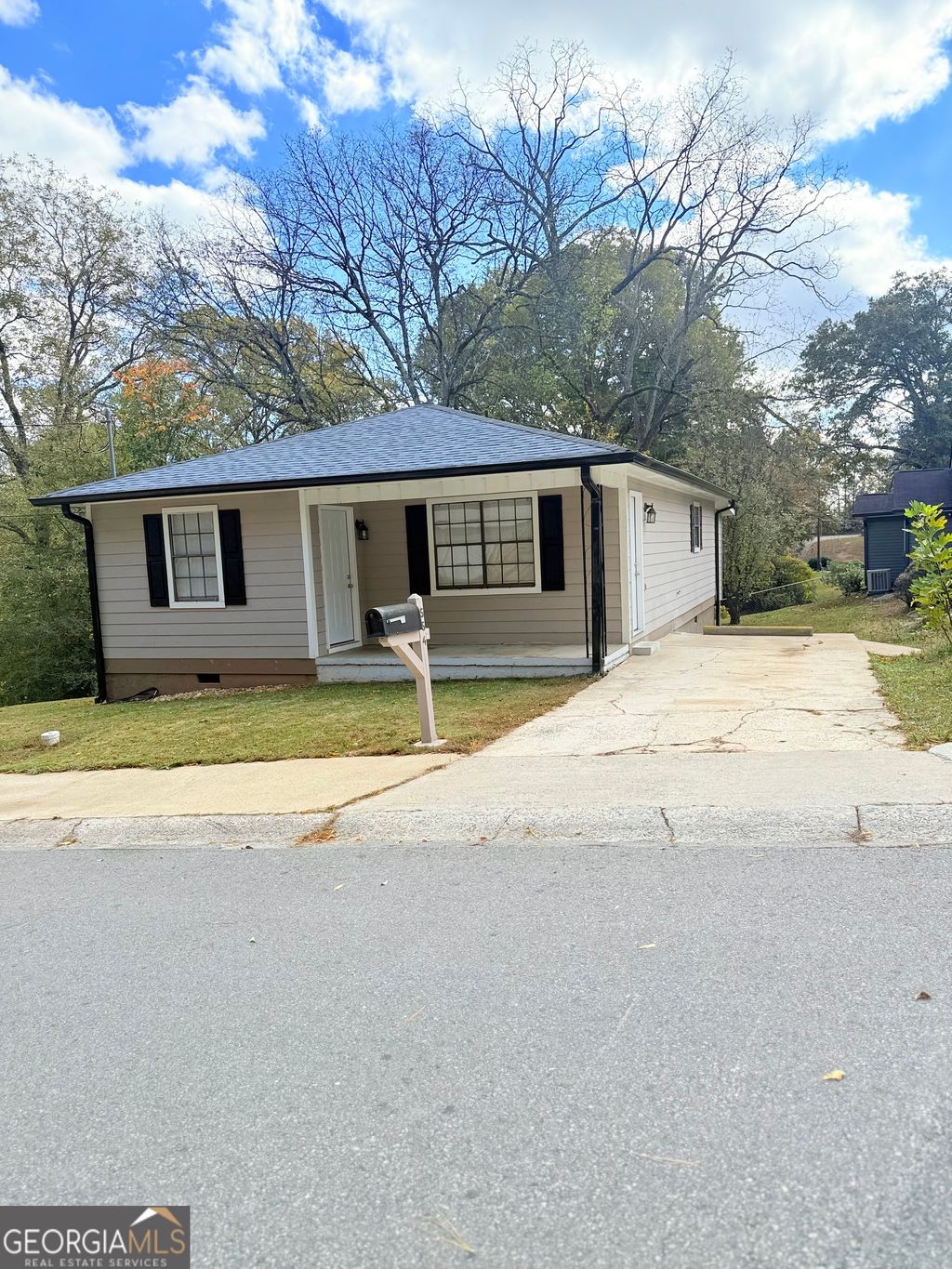 Photo of 554 Fort St, Marietta, GA 30060 (MLS # 10678688)