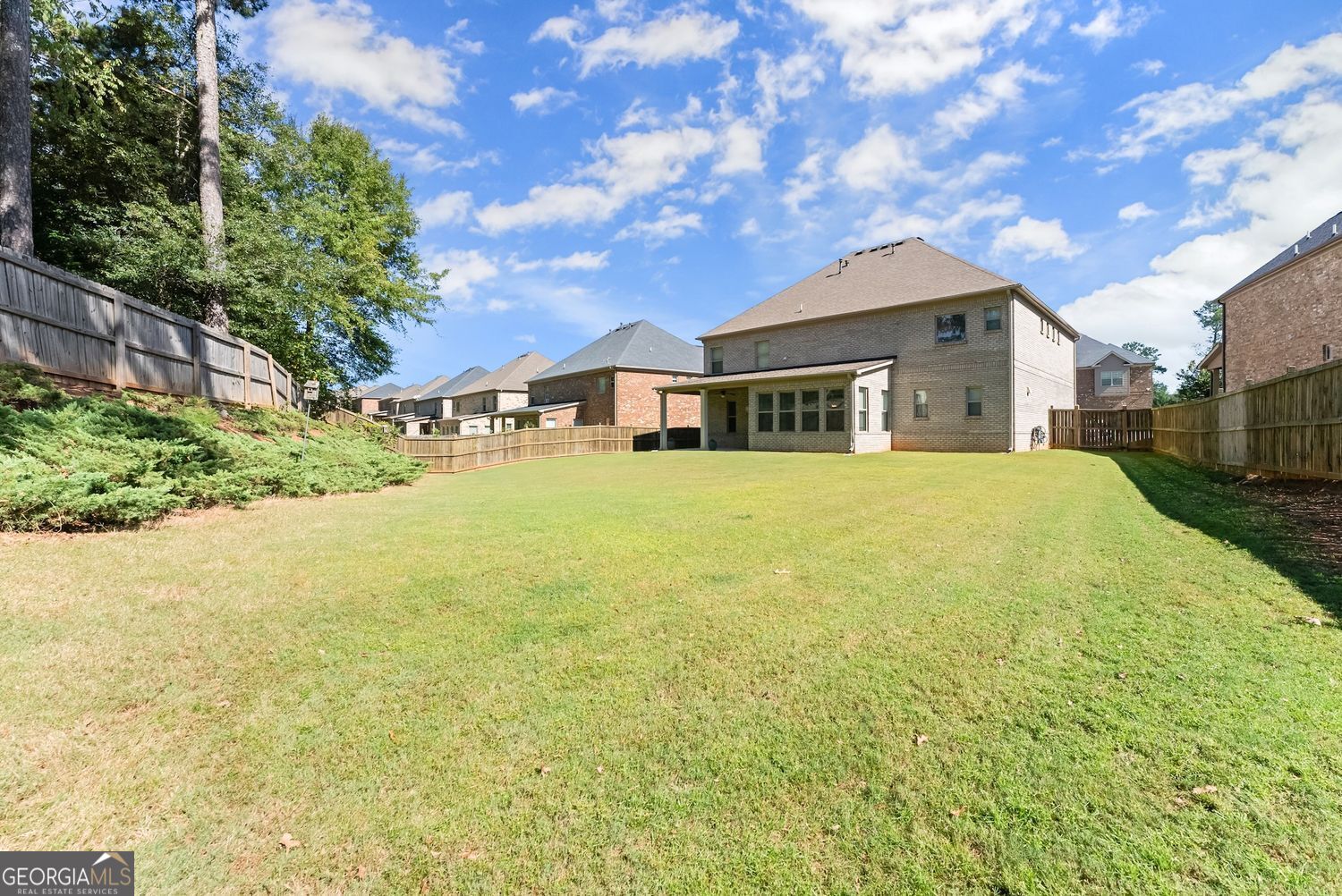 Buford, Georgia 30519, United States, 5 Bedrooms Bedrooms, ,4 BathroomsBathrooms,Residential,Active,223072