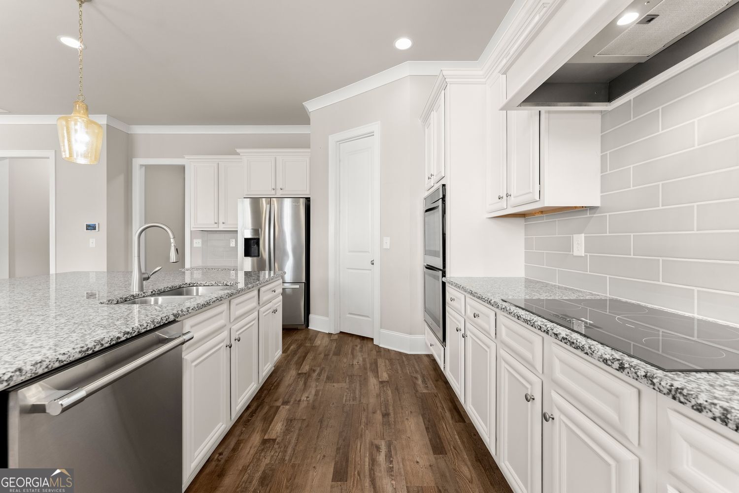 Buford, Georgia 30519, United States, 5 Bedrooms Bedrooms, ,4 BathroomsBathrooms,Residential,Active,223072