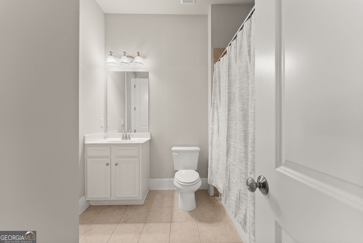 Buford, Georgia 30519, United States, 5 Bedrooms Bedrooms, ,4 BathroomsBathrooms,Residential,Active,223072