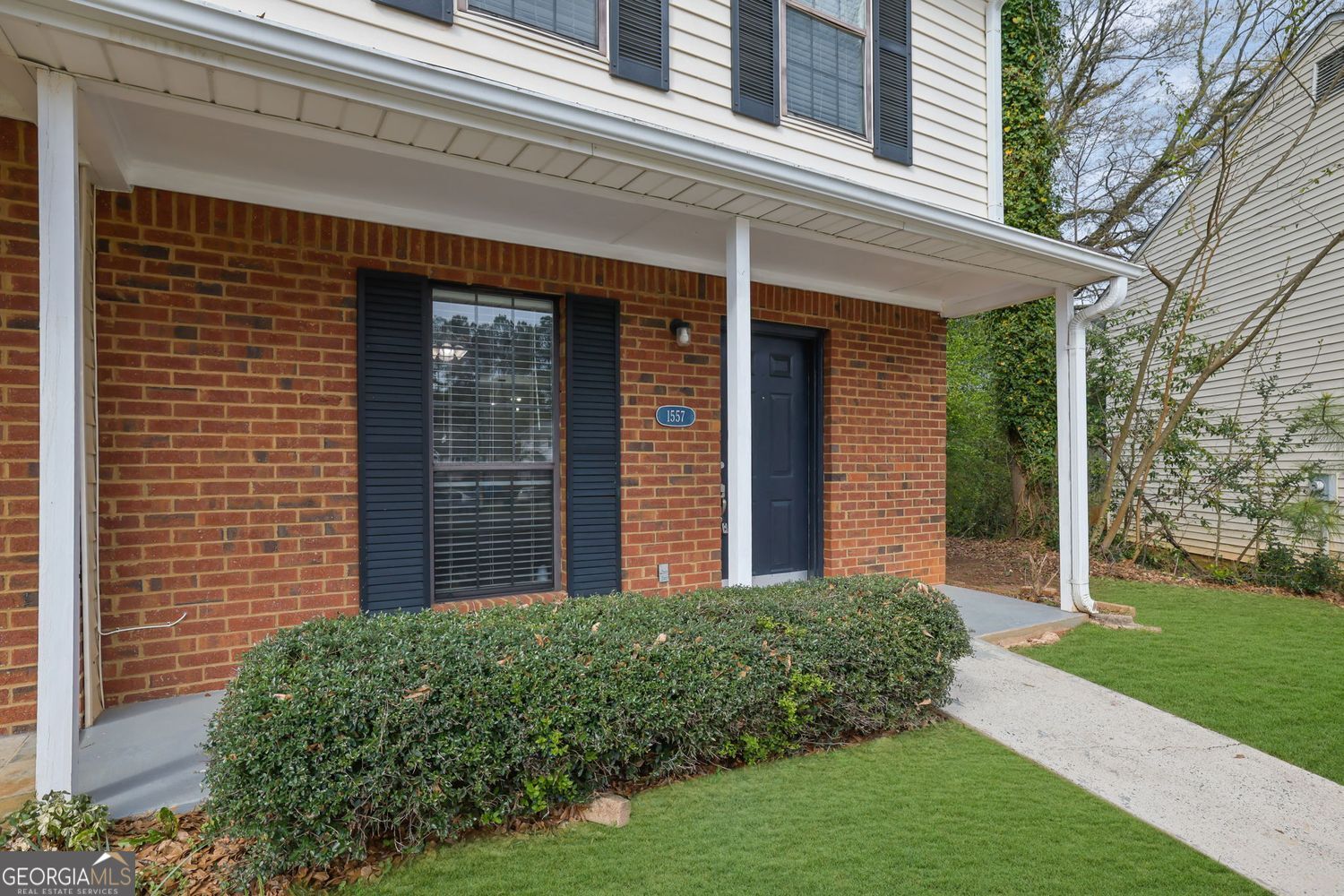 1557 Springleaf CT SE