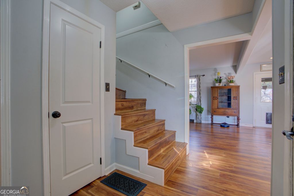 Photo of 2 Maplewood Square SE, Rome, GA 30161 (MLS # 10676883)