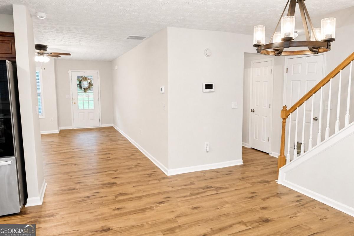 92 Jameston DR