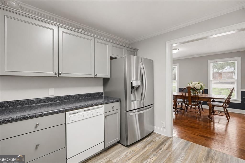 6 Bluebird LN