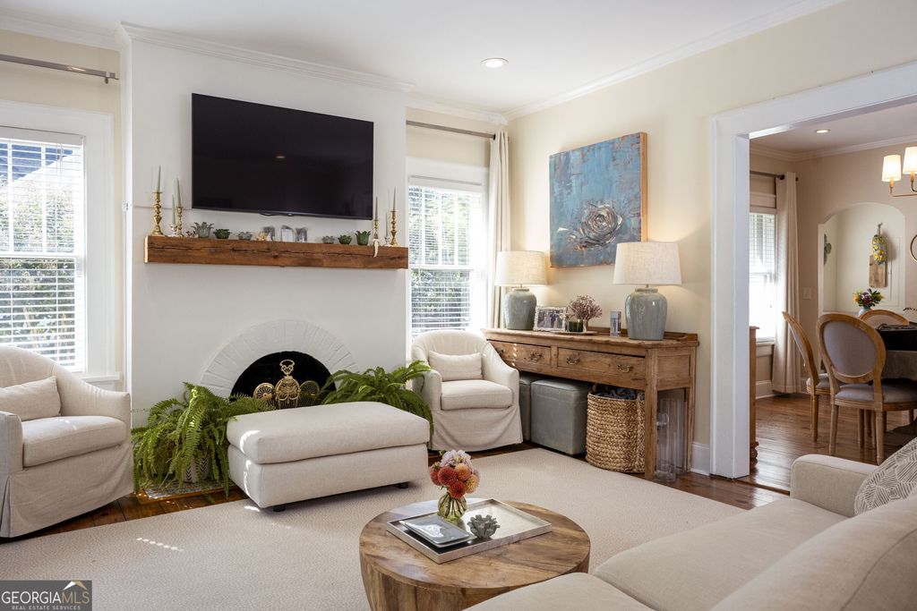 Photo of 801 Durant Place NE, Atlanta, GA 30308 (MLS # 10722545)