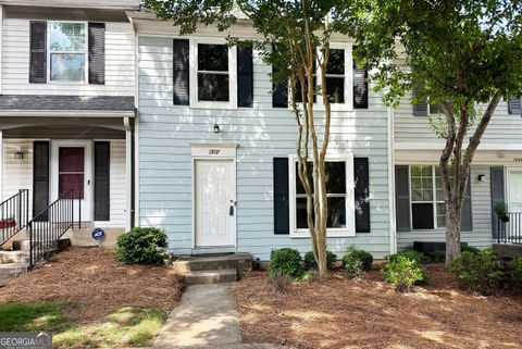 1807 Queen Anne CT Sandy Springs GA 30350