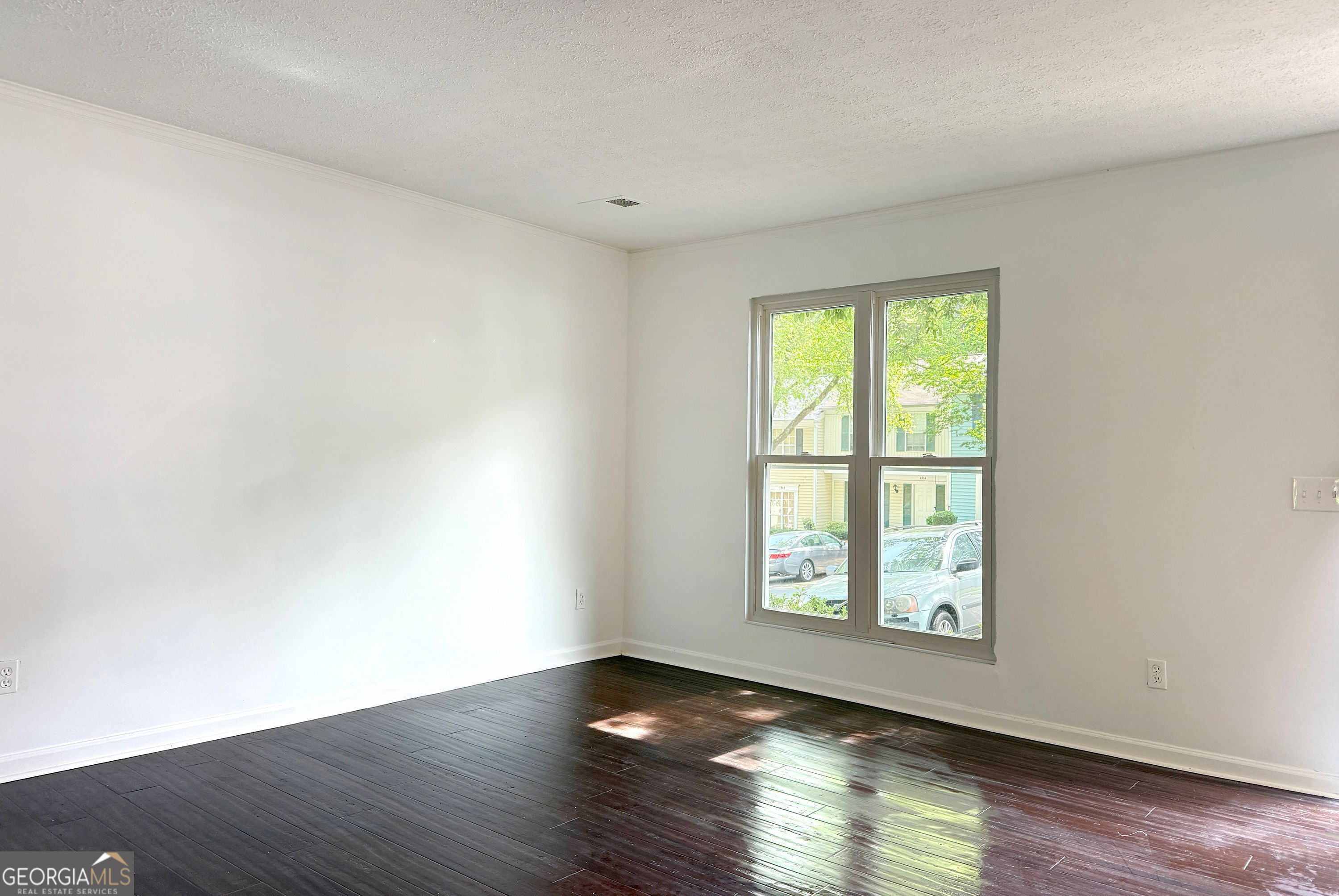 1807 Queen Anne CT